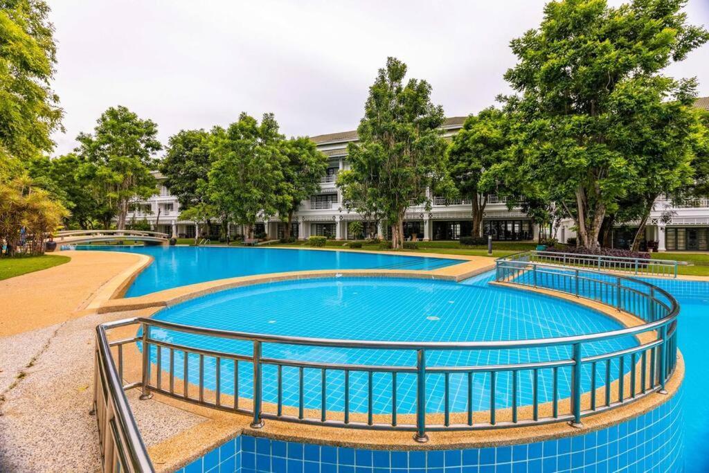 4 Bedroom Townhouse In Great Location! HHQ Esterno foto