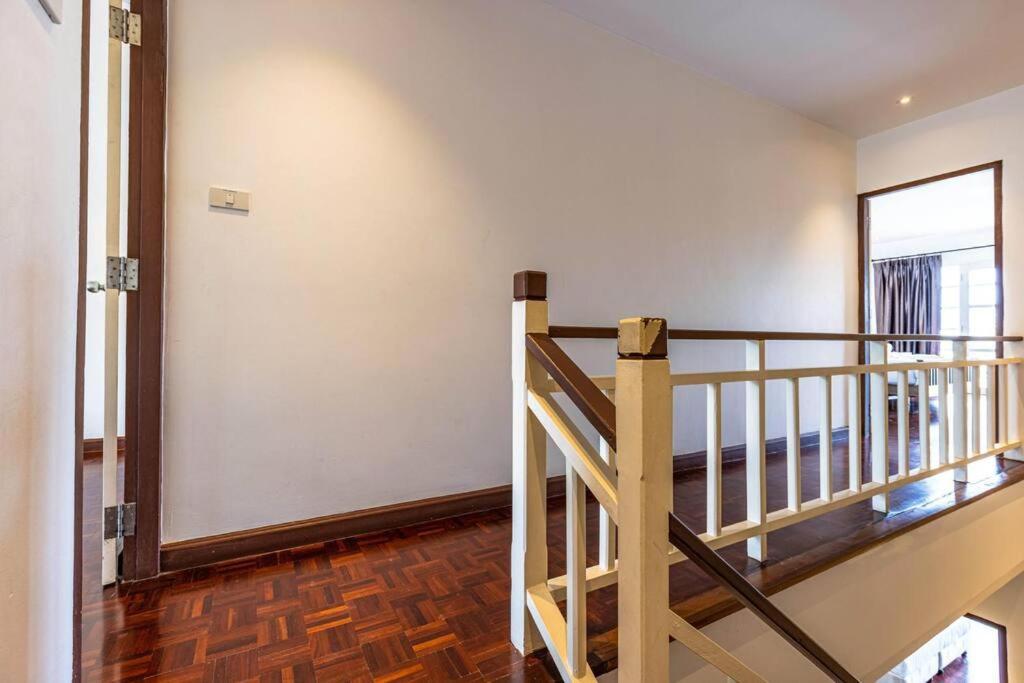 4 Bedroom Townhouse In Great Location! HHQ Esterno foto